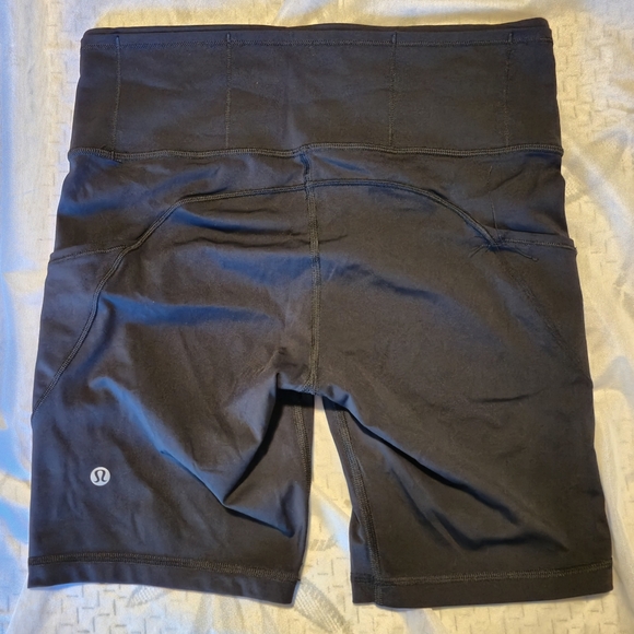 lululemon athletica Black Shorts - Picture 2 of 10